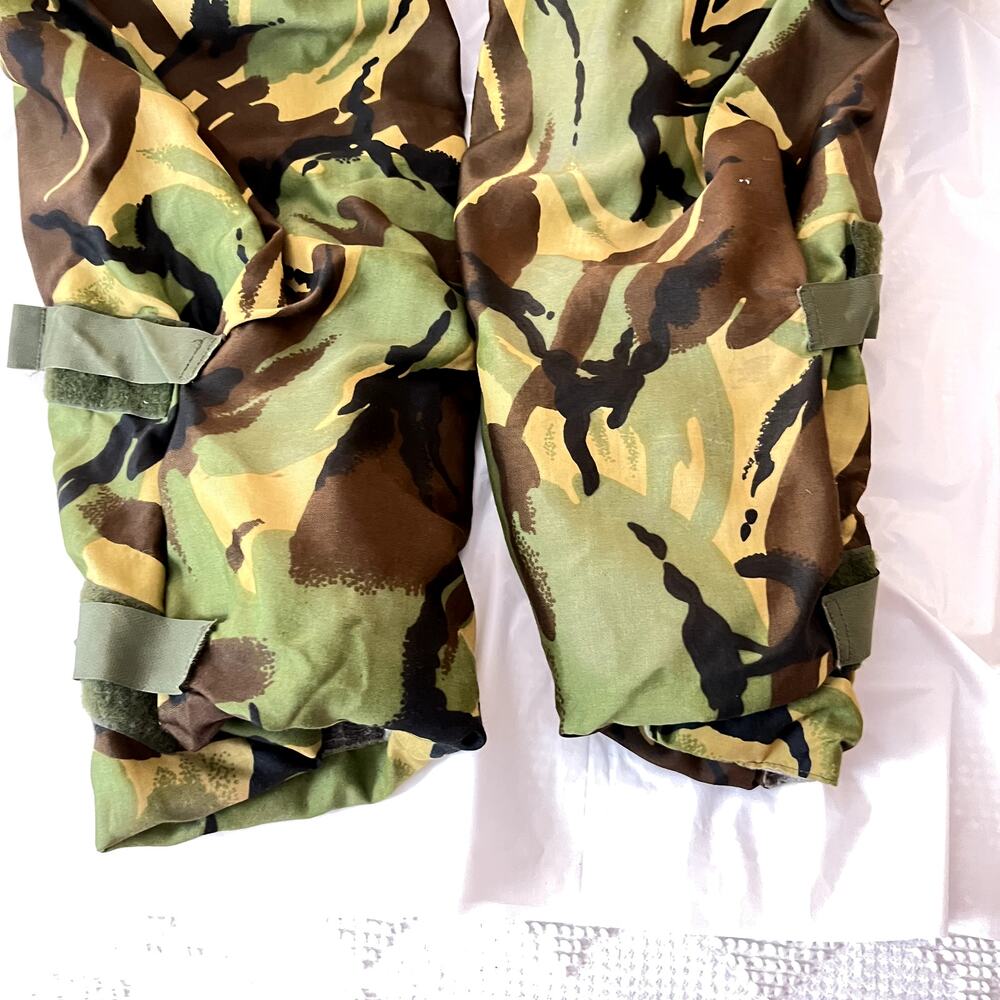 Men's Pants - Picture 3 of 9